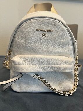 Michael Kors, Abigail backpack. Michael Kors Womens Medium Zip Pocket Backpack Black  main image 4